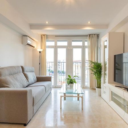 Charming 3 Bedroom Apartment At Triana Center By Oui Seville Exterior photo