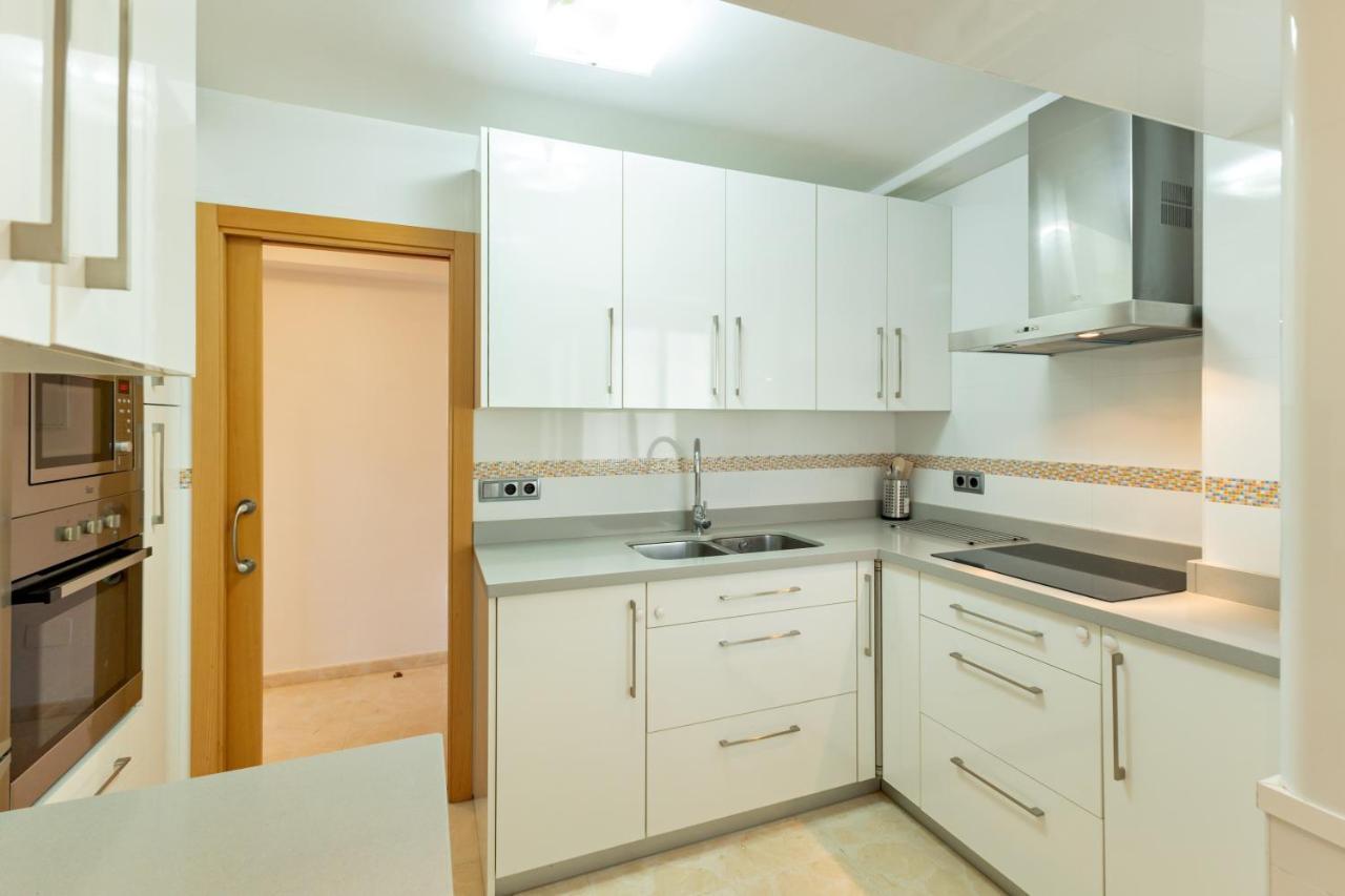 Charming 3 Bedroom Apartment At Triana Center By Oui Seville Exterior photo