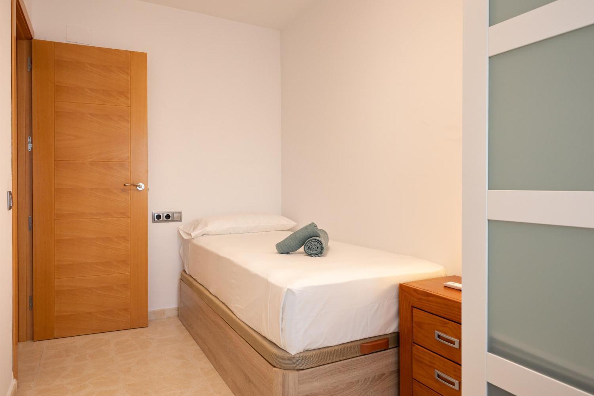 Charming 3 Bedroom Apartment At Triana Center By Oui Seville Exterior photo