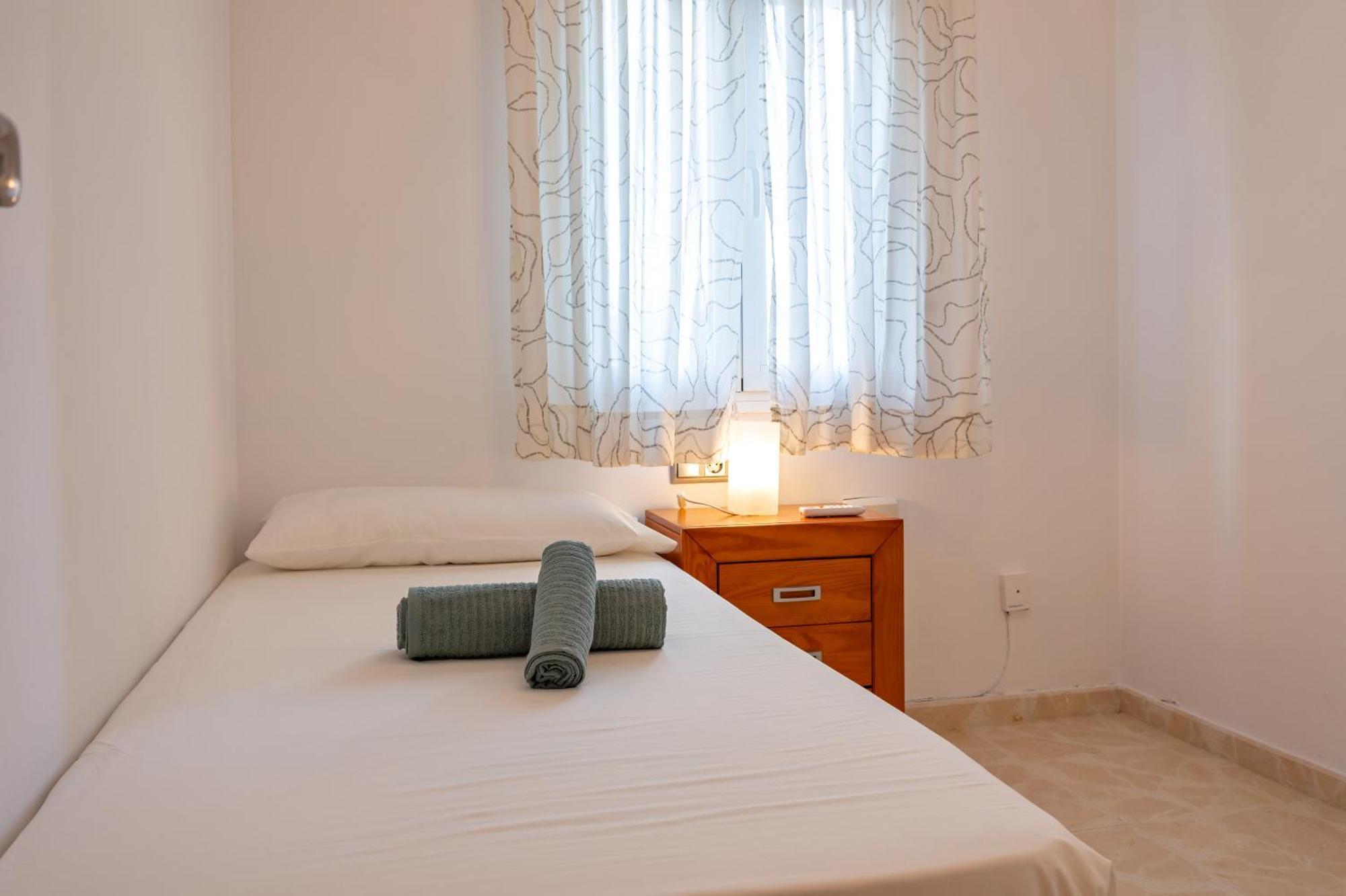 Charming 3 Bedroom Apartment At Triana Center By Oui Seville Exterior photo